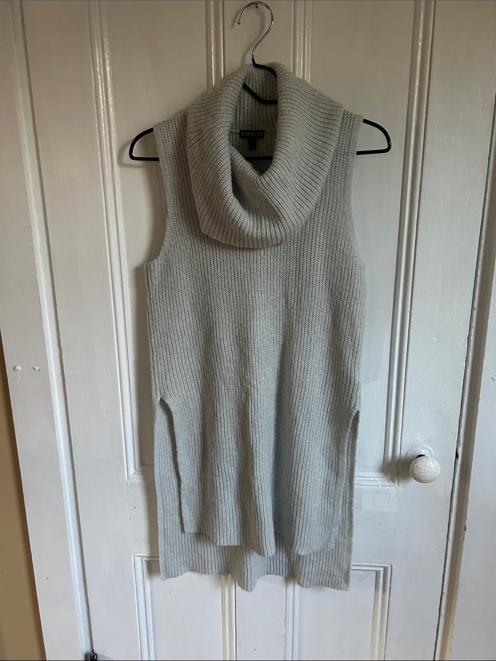 Express Sleeveless Cowl Neck Sweater Tunic - Light Gray